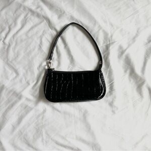 LIKE NEW! BLACK TEXTURED MINI SHOULDER BAG!